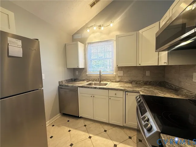 $1,500 | 4912 Lurgan Place, Henrico, VA 23228