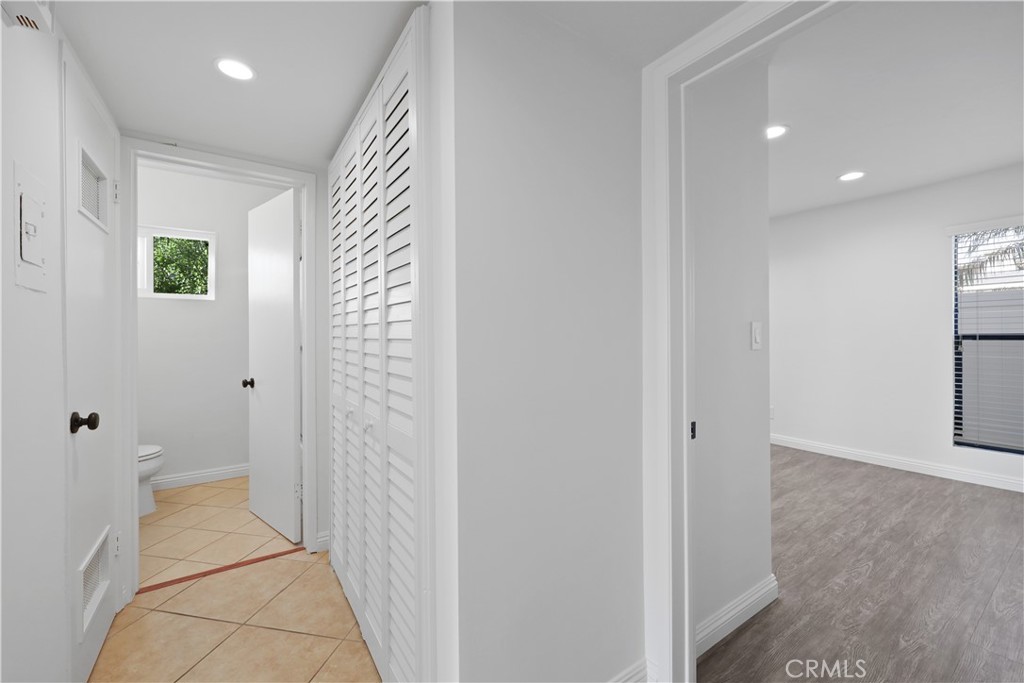 454 Seaward Road Corona del Mar, CA 92625 - Photo 15 of 33 a view of a bathroom from the hallway