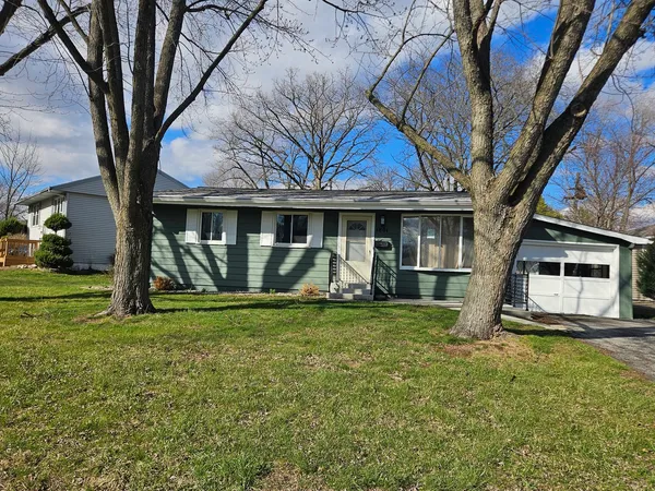 $229,000 | 1801 East Duane Boulevard, Kankakee, IL 60901