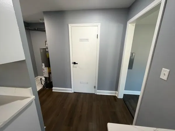 a view of walk in closet