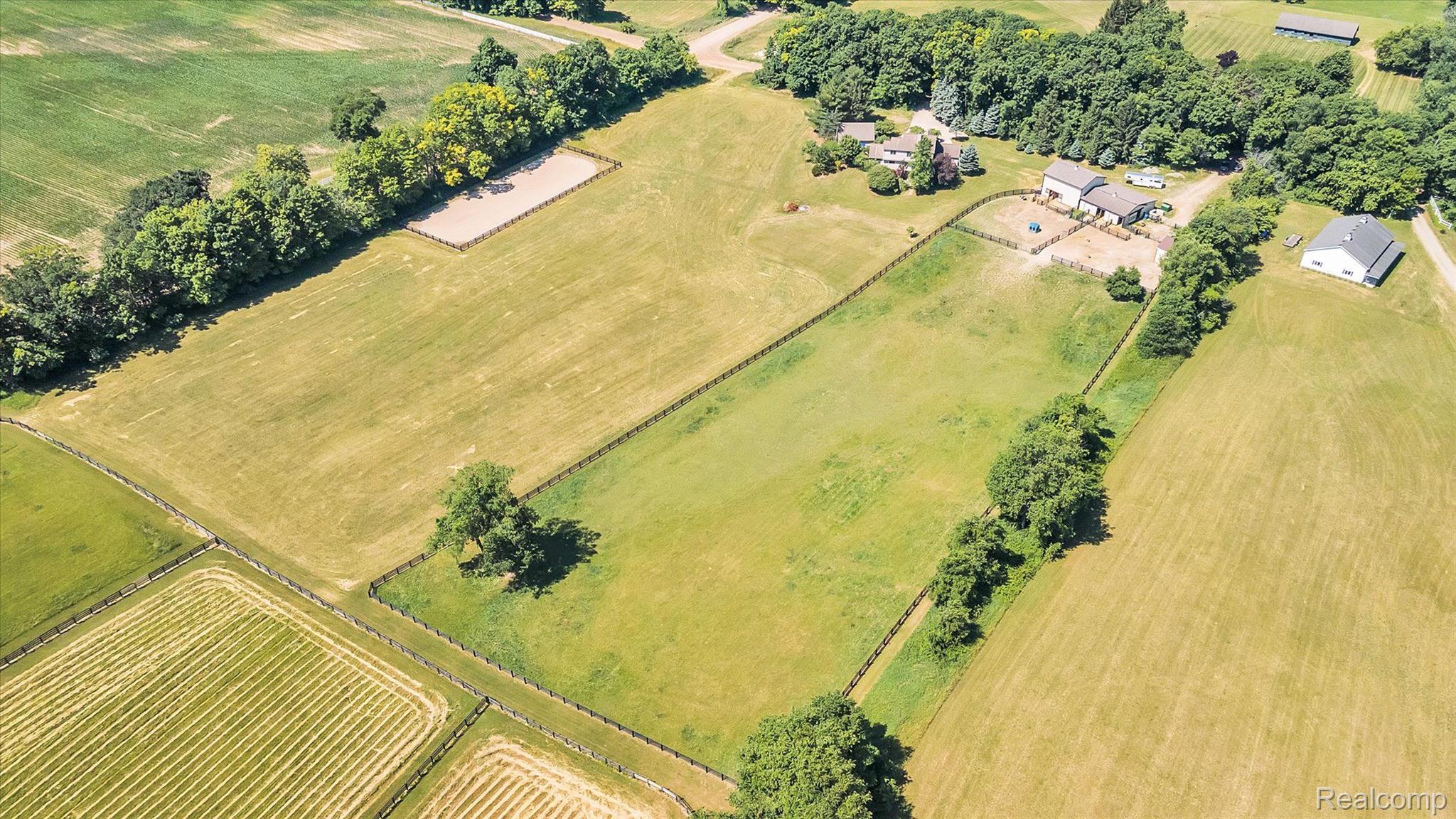 2090 Delano Road Oxford, MI 48371 - Photo 90 of 102 Gallery Image 90