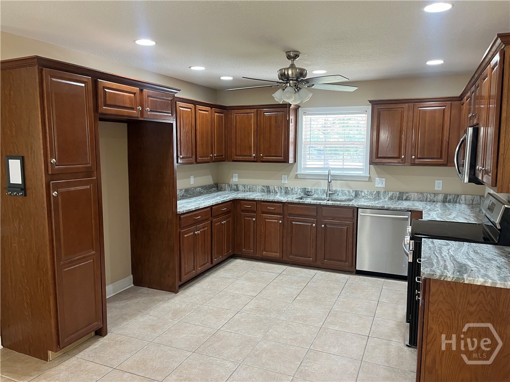 1008 Cawana Road Statesboro, GA 30461 - Photo 3 of 21