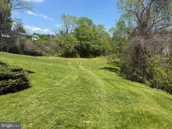 $1,475 | 1121 Montour Road, Loysville, PA 17047