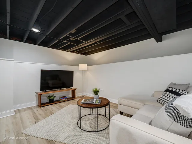 $499,900 | 10630 South Keeler Avenue, Oak Lawn, IL 60453