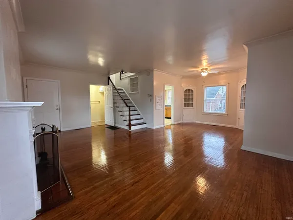 $1,000 | 909 Lincoln Avenue, Unit B, Evansville, IN 47713