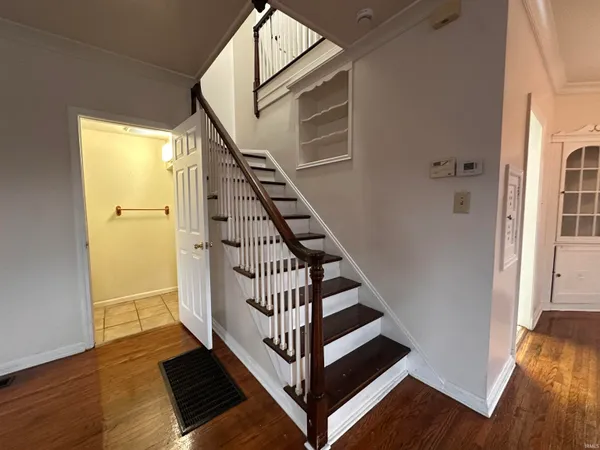 $1,000 | 909 Lincoln Avenue, Unit B, Evansville, IN 47713