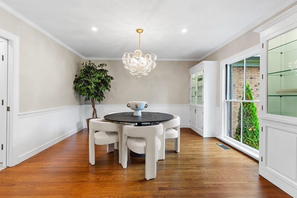 8 Brent Road Lexington, MA 02420 - Photo 11 of 42