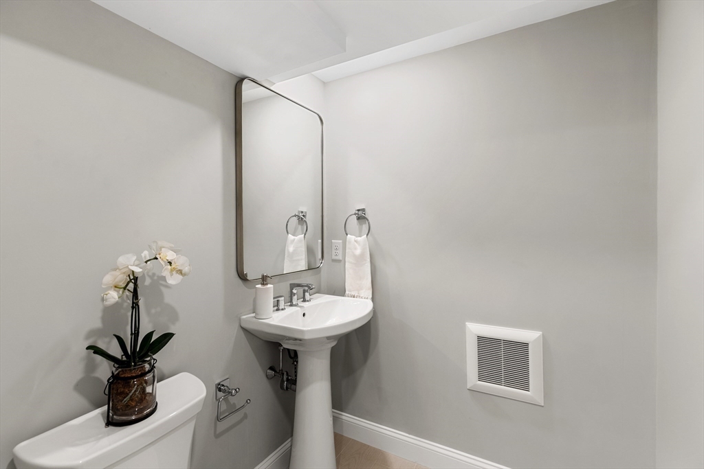 8 Brent Road Lexington, MA 02420 - Photo 35 of 42