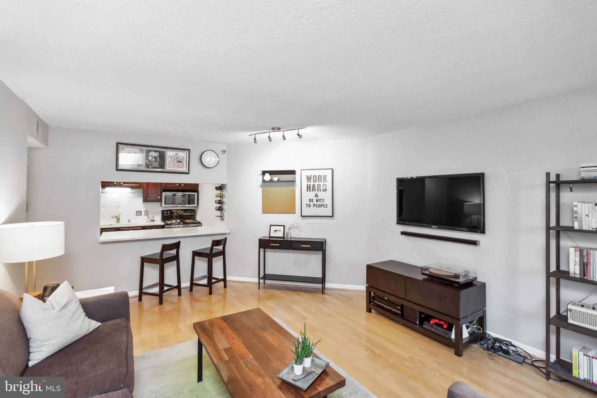1301 North Courthouse Road, Unit 1414 Arlington, VA 22201 - Photo 15 of 41 Large living space