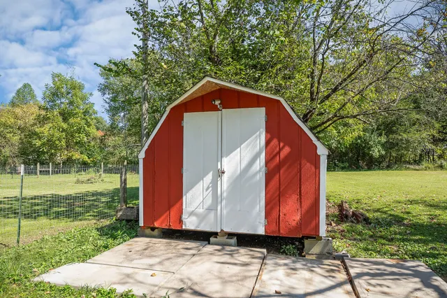 $349,900 | 2300 Sun Valley Circle, Cookeville, TN 38501