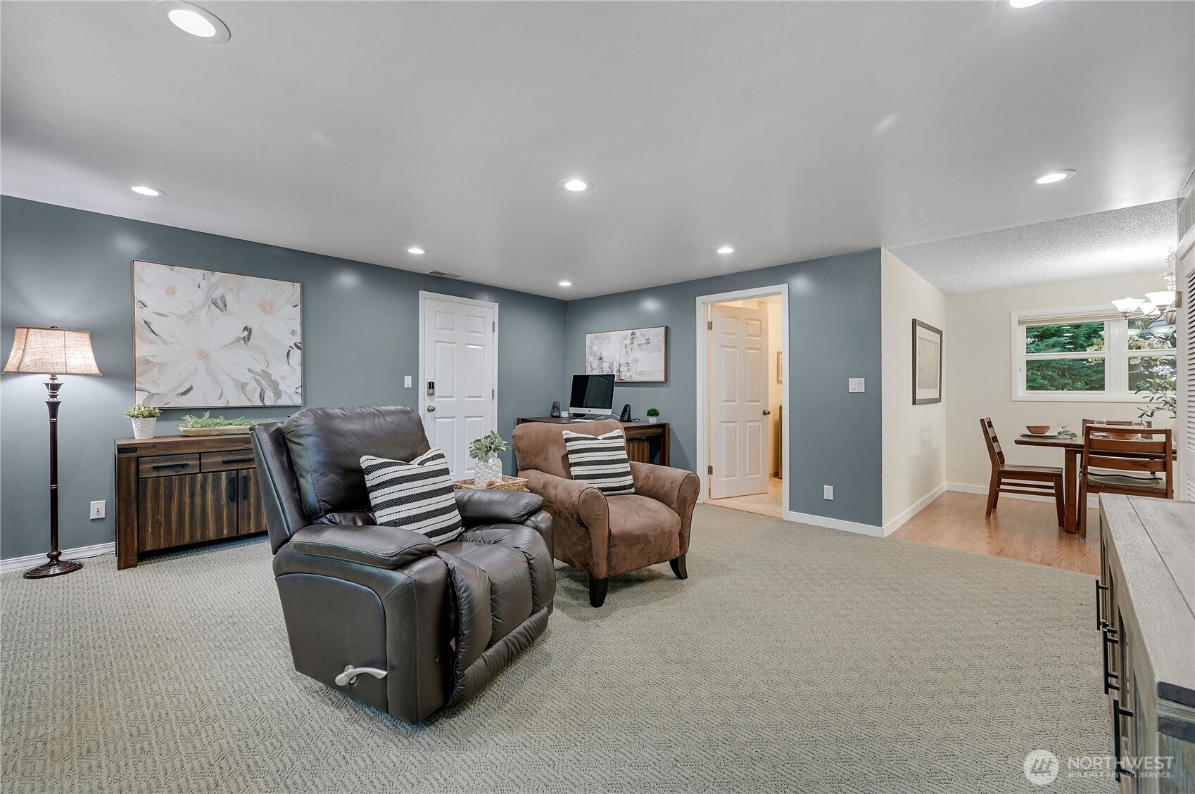 10157 Northeast 200th Street Bothell, WA 98011 - Photo 13 of 38