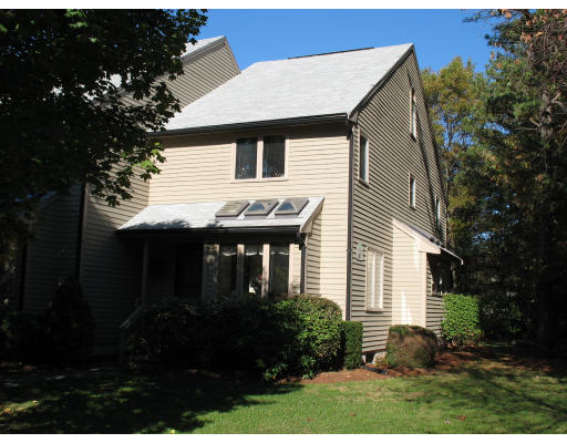 417 Maple Brook Road, Unit 417 Bellingham, MA 02019 - Photo 1 of 14 Gallery Image 1