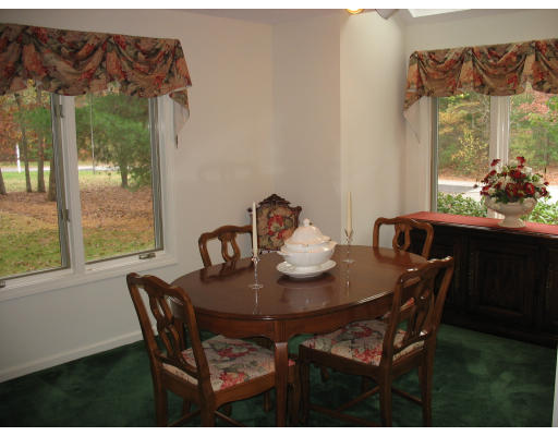 417 Maple Brook Road, Unit 417 Bellingham, MA 02019 - Photo 4 of 14 Gallery Image 4