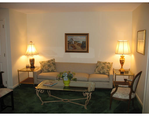 417 Maple Brook Road, Unit 417 Bellingham, MA 02019 - Photo 5 of 14 Gallery Image 5