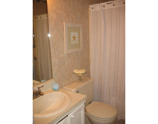 417 Maple Brook Road, Unit 417 Bellingham, MA 02019 - Photo 10 of 14 Gallery Image 10