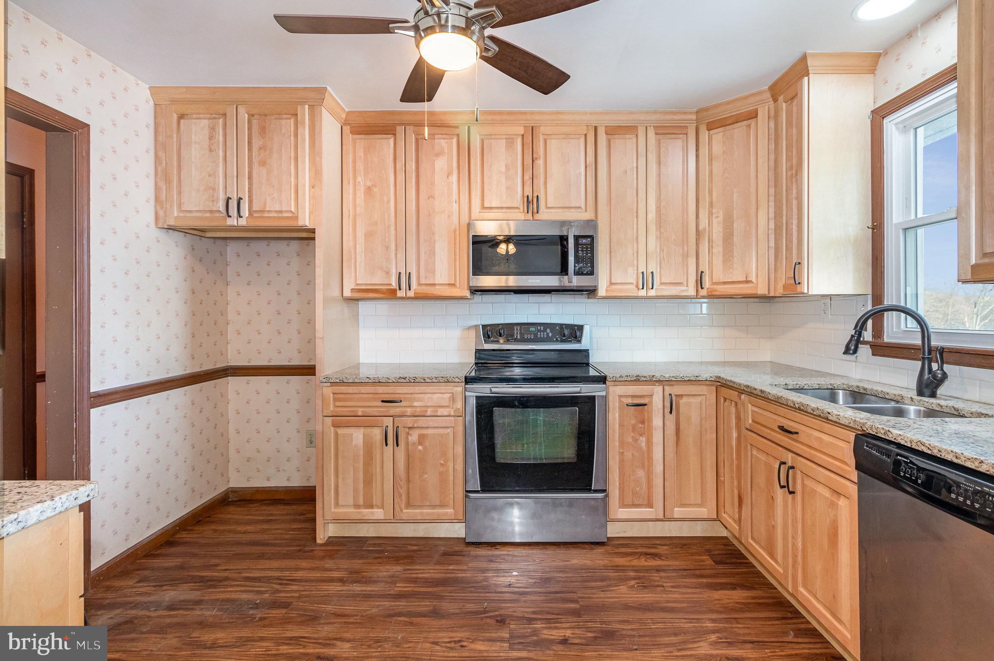 1577 North Penryn Road Manheim, PA 17545 - Photo 17 of 29 Gallery Image 17