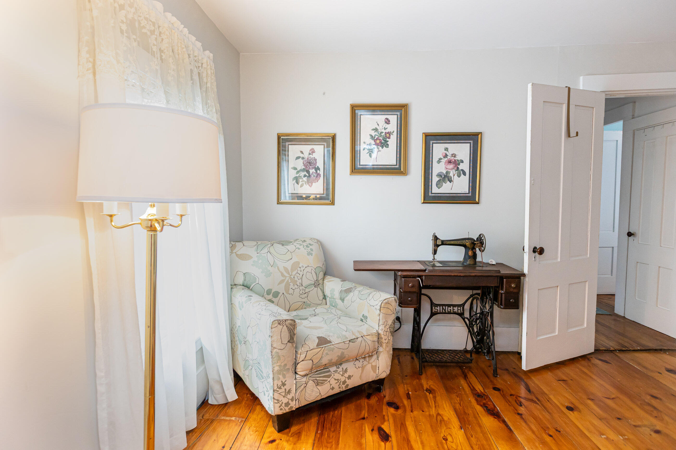 26 High Street Augusta, ME 04330 - Photo 30 of 43 Upstairs-8335