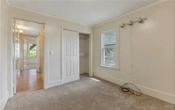 $1,600 | 1607 Burnet Avenue, Unit 2, Syracuse, NY 13206