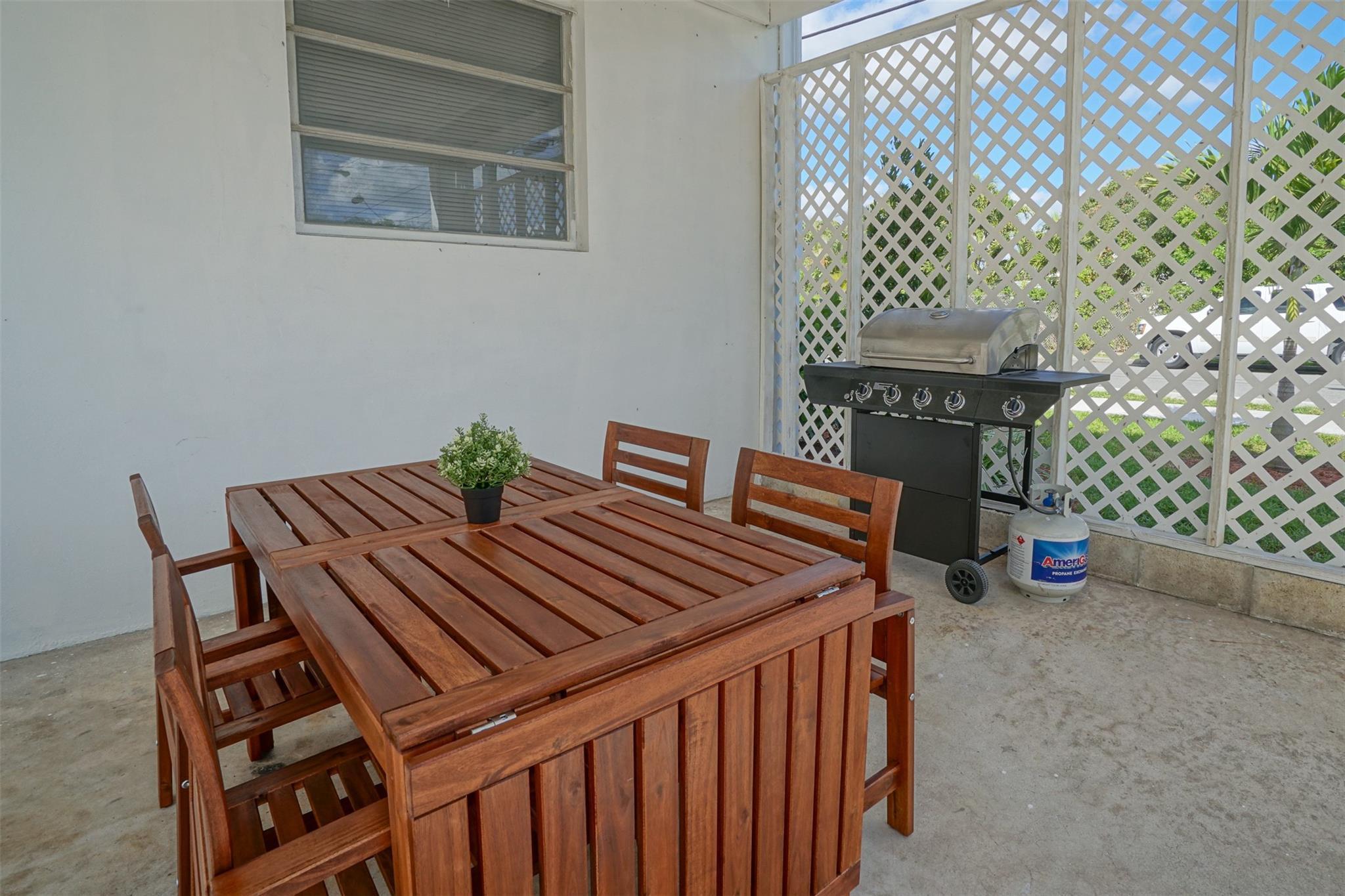 1102 Sunset Road West Palm Beach, FL 33401 - Photo 22 of 24 Photo 22