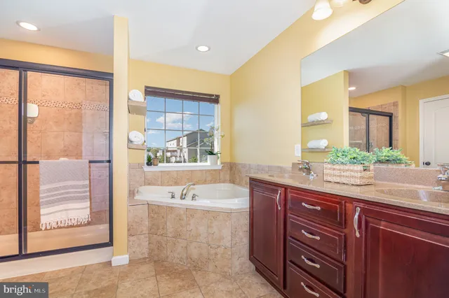 $579,900 | 2786 Silver Maple Drive, Harrisburg, PA 17112