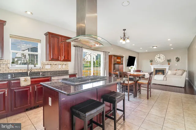 $579,900 | 2786 Silver Maple Drive, Harrisburg, PA 17112