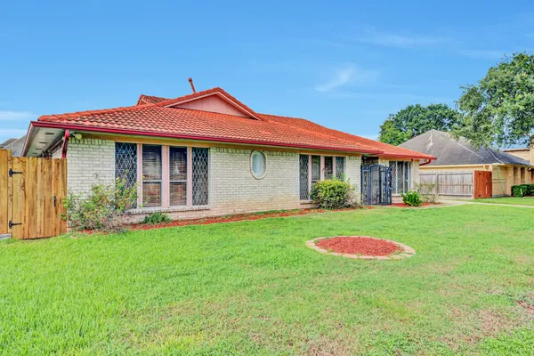 $330,000 | 4519 Sao Paulo Street, Pasadena, TX 77504