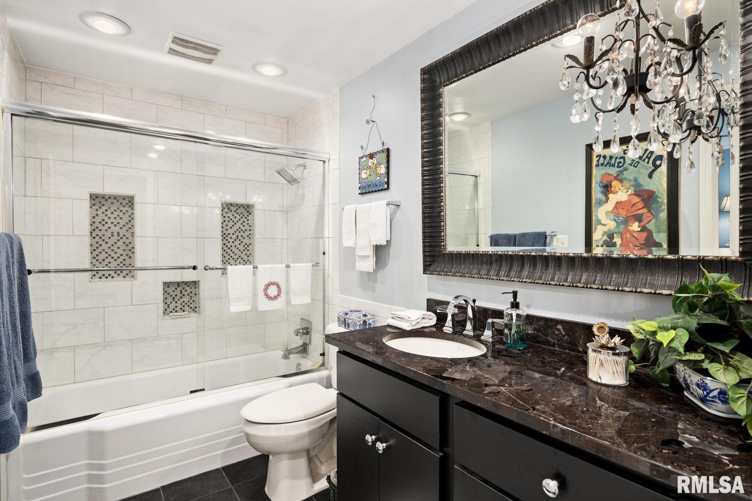 416 West Wolf Road Peoria, IL 61614 - Photo 18 of 37 Gallery Image 18