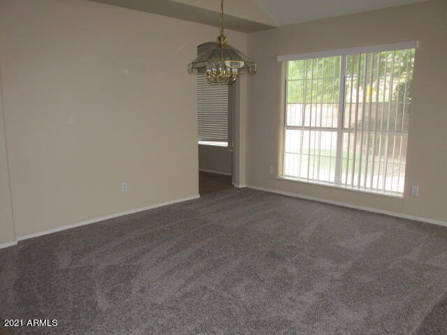 902 West Kathleen Road Phoenix, AZ 85023 - Photo 8 of 20 IMG_0729