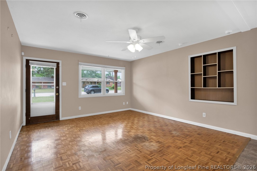 837 Montclair Road Fayetteville, NC 28314 - Photo 4 of 33 Gallery Image 4