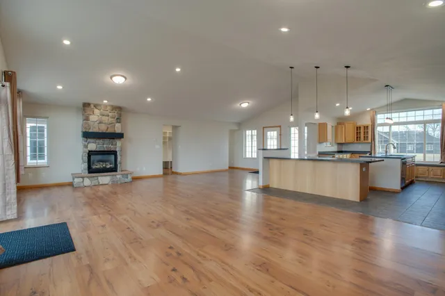 $554,900 | 2262 Edgewood Drive, Detroit Lakes, MN 56501