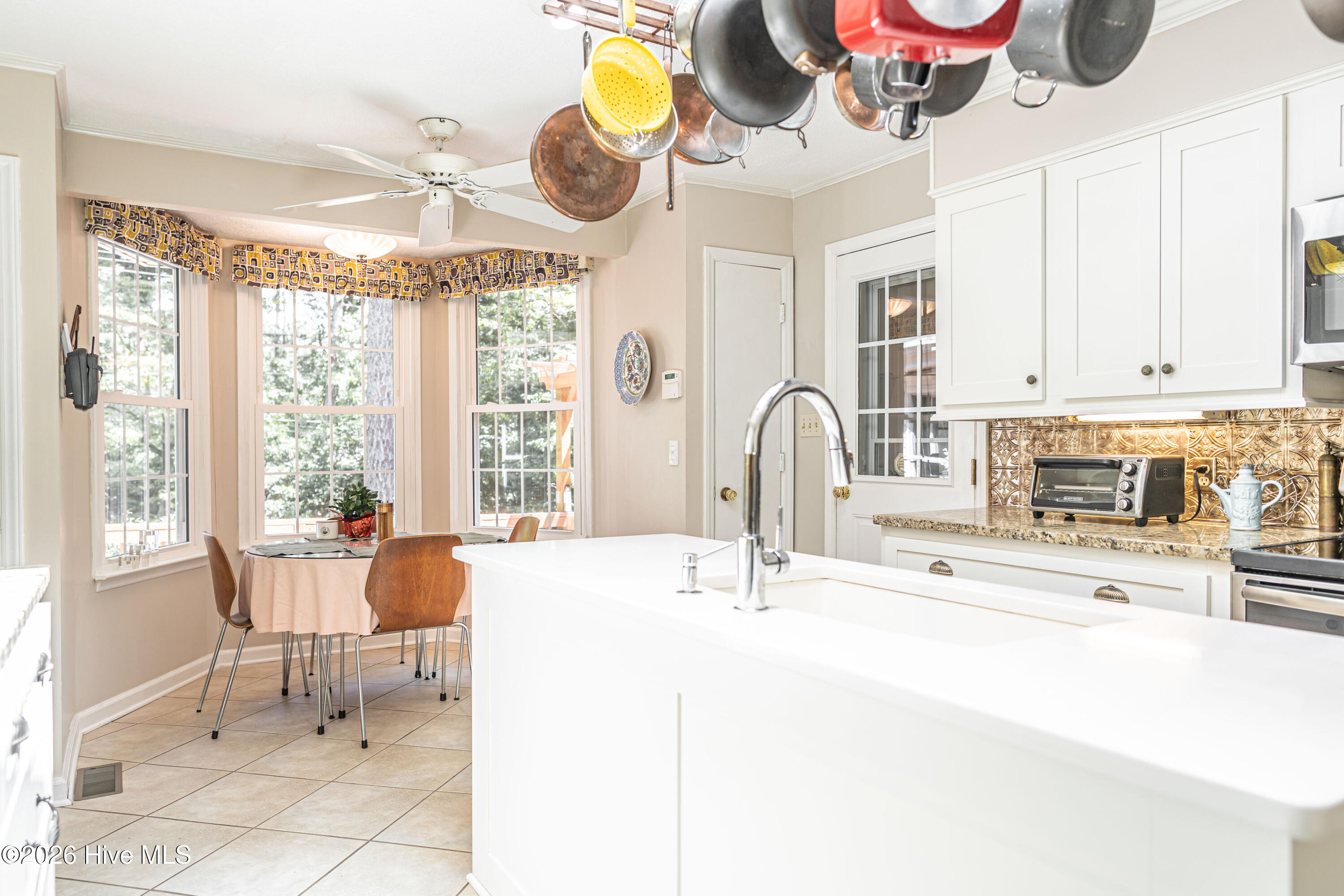 105 Canterbury Road Southern Pines, NC 28387 - Photo 15 of 57 Kitchew view to eat in area