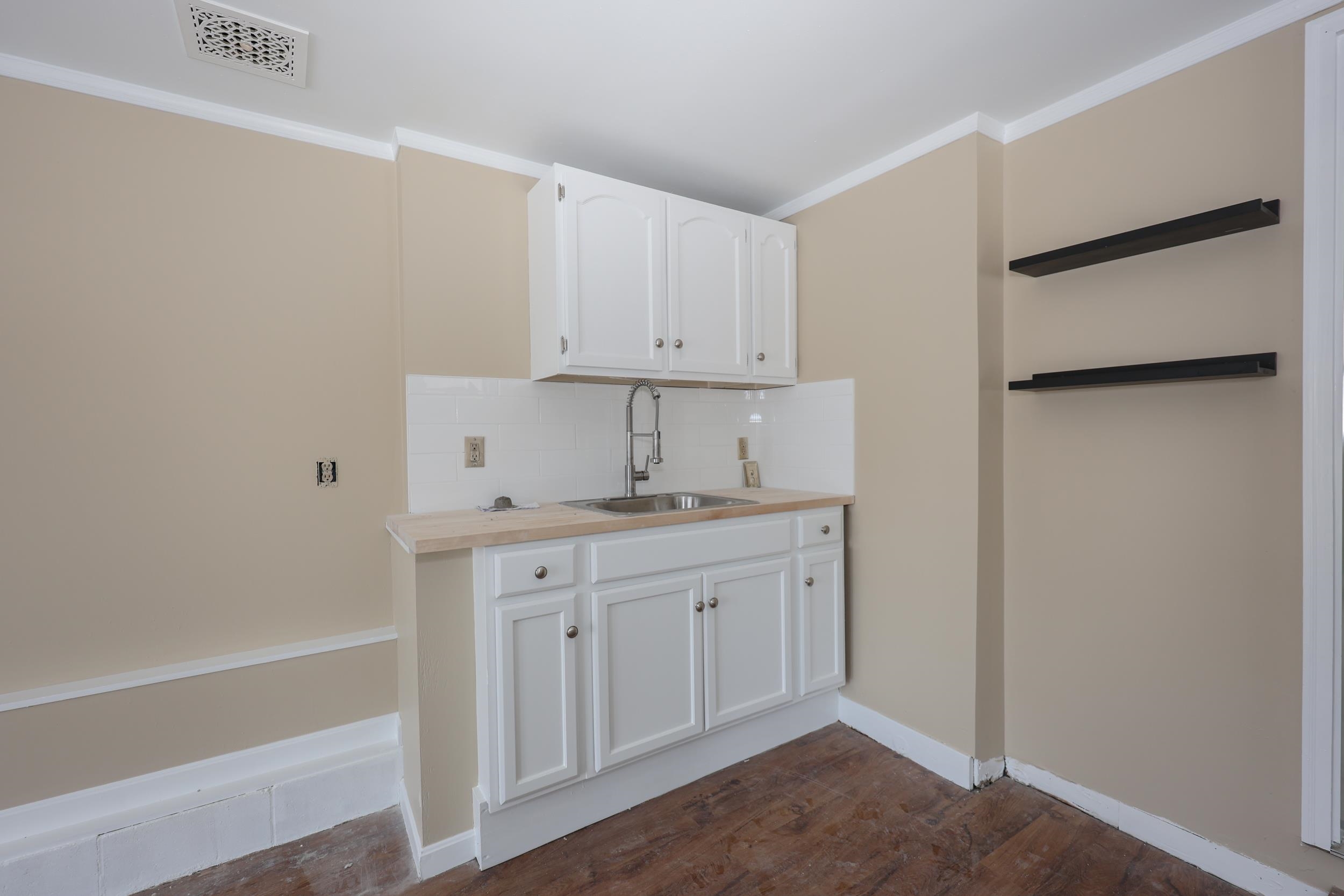128 North Shore Road Derry, NH 03038 - Photo 28 of 39