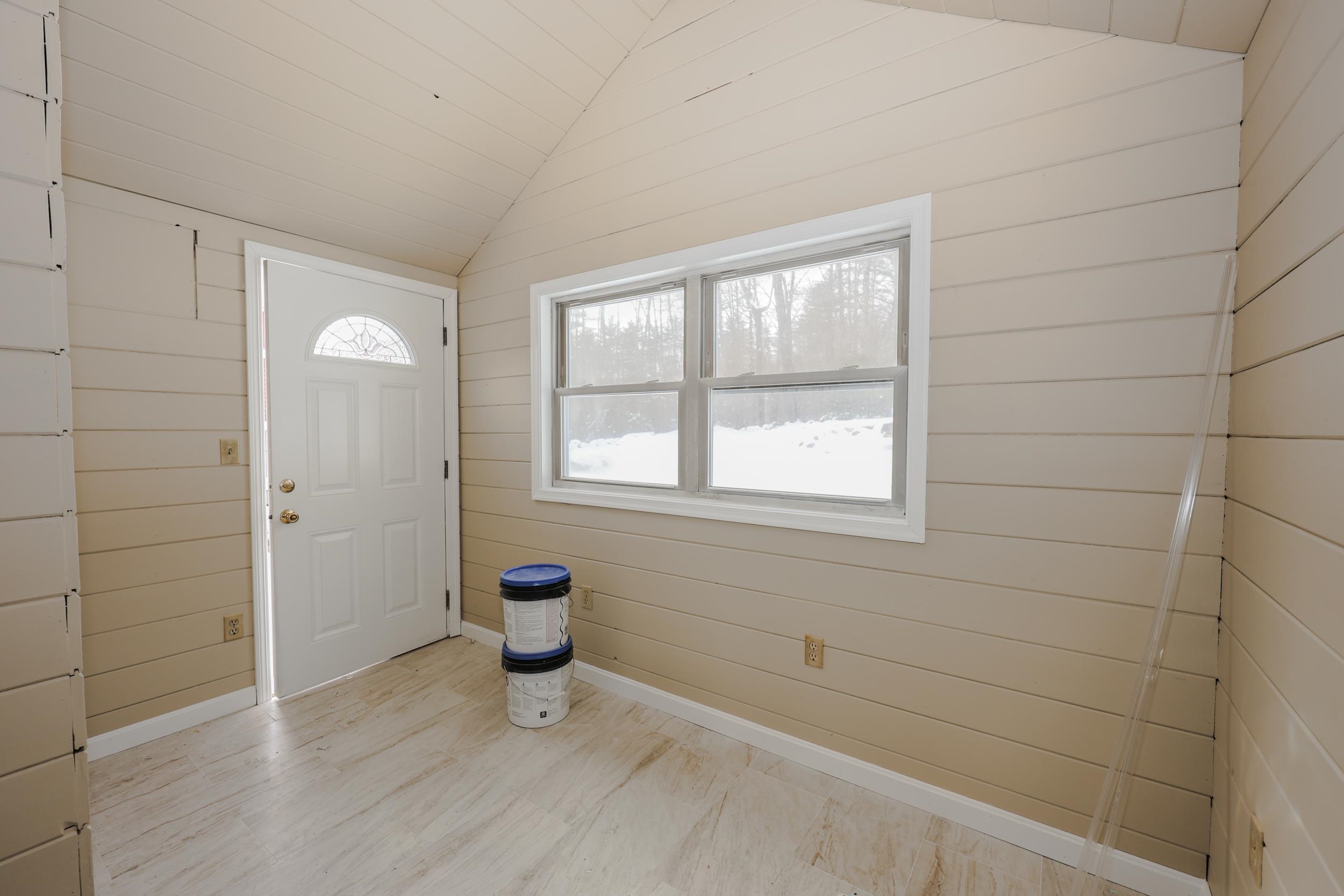 128 North Shore Road Derry, NH 03038 - Photo 31 of 39