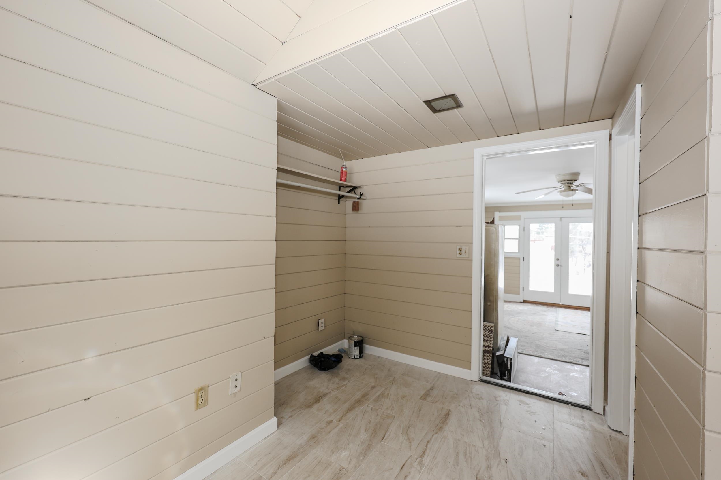 128 North Shore Road Derry, NH 03038 - Photo 32 of 39
