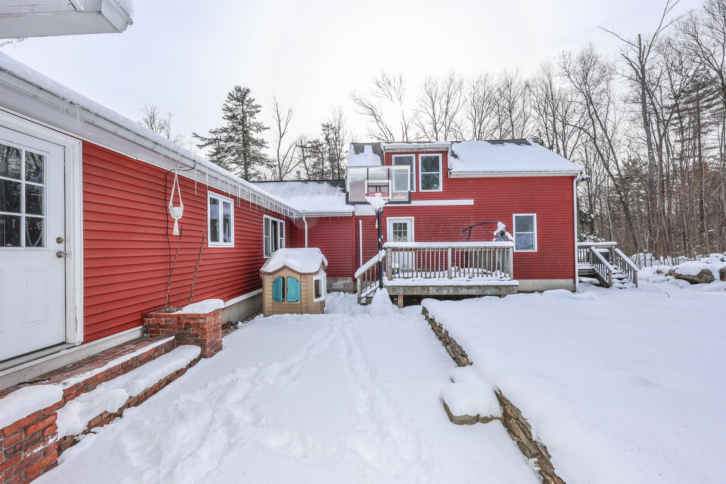 128 North Shore Road Derry, NH 03038 - Photo 34 of 39