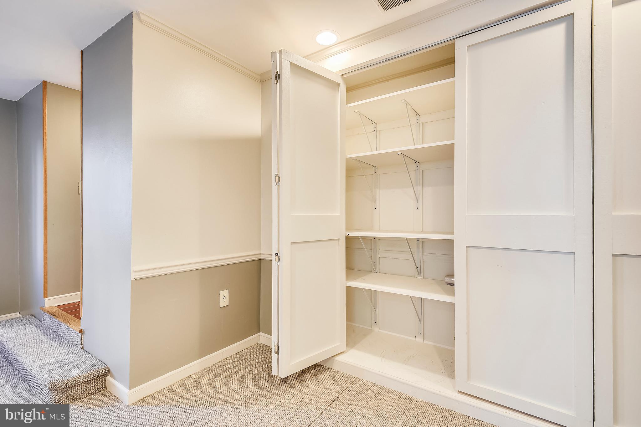 9 West Lee Street, Unit R57 Baltimore, MD 21201 - Photo 11 of 35 Additional closet storage in main living area.