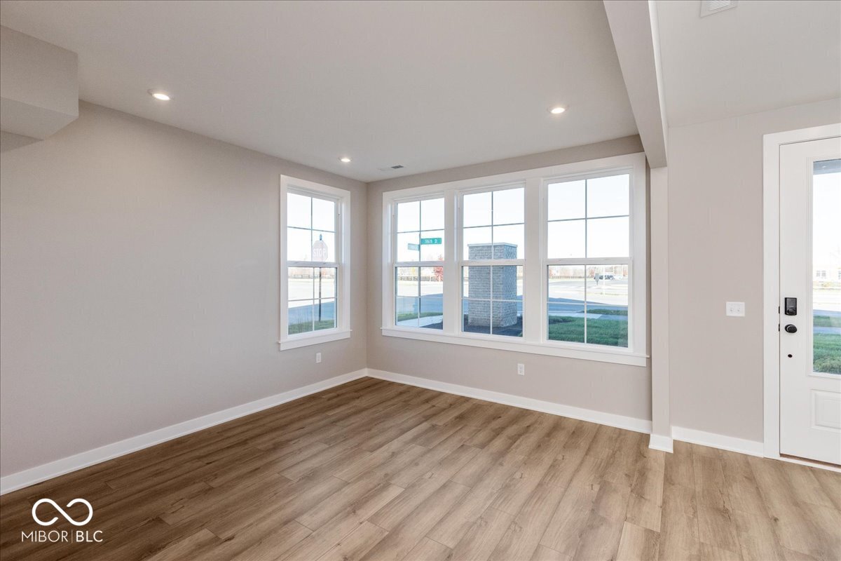 402 Elite Street Westfield, IN 46074 - Photo 5 of 39