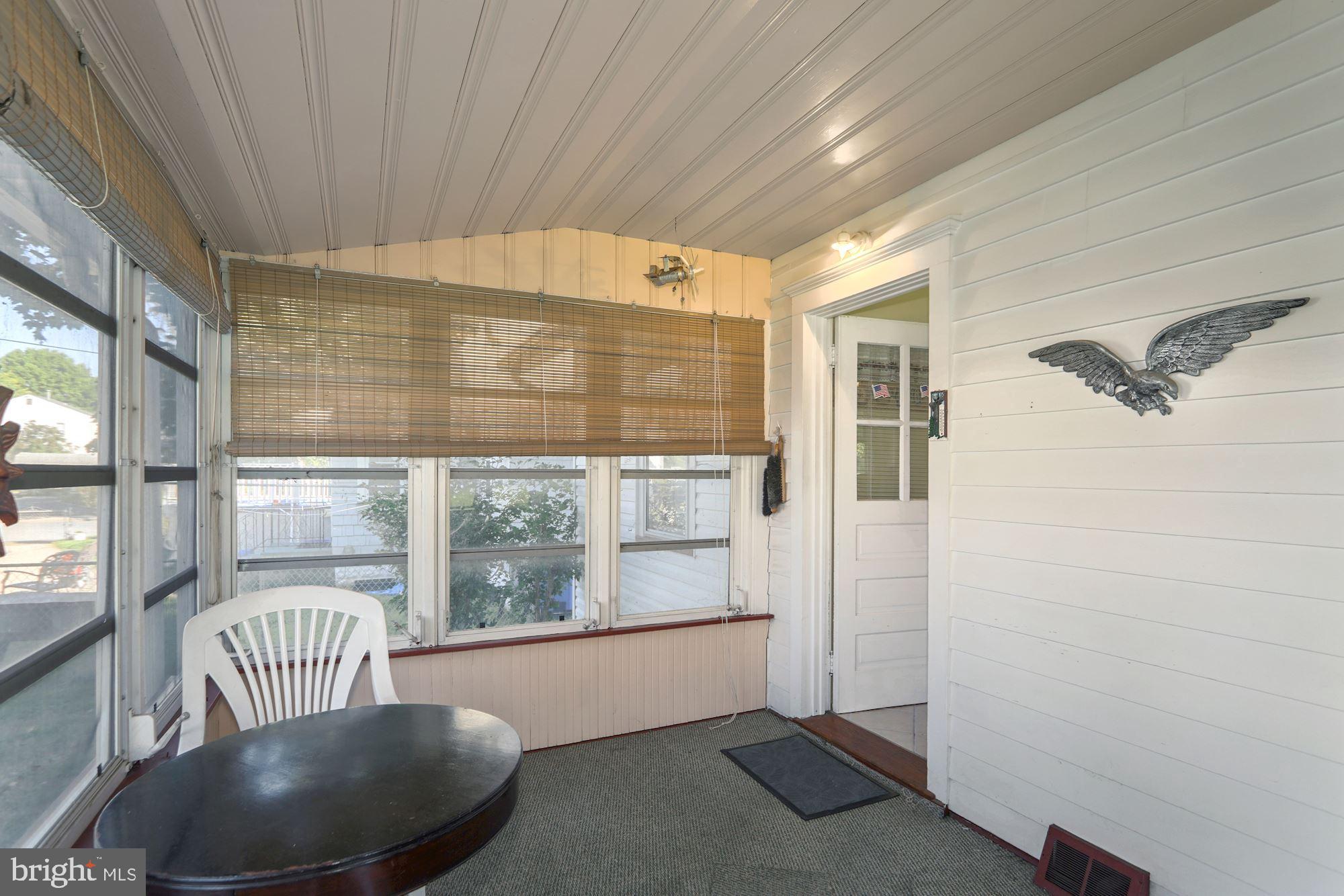 607 Manor Road Beverly, NJ 08010 - Photo 20 of 31 Back Porch