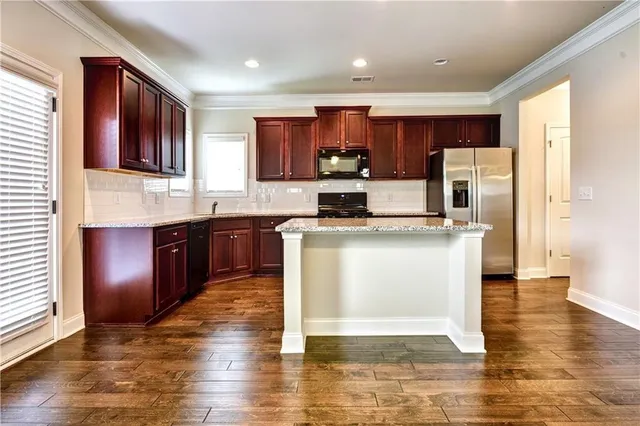 $2,300 | 5193 Woodline View Lane, Auburn, GA 30011