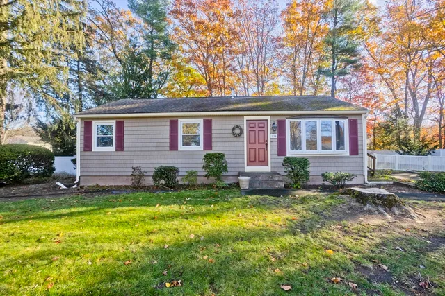 $299,900 | 134 Mallard Circle, Agawam, MA 01001