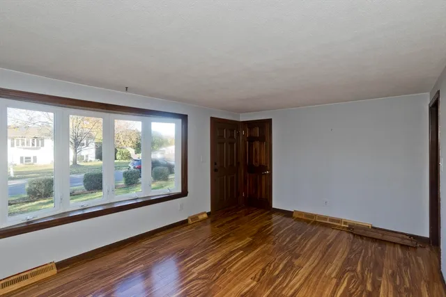 $299,900 | 134 Mallard Circle, Agawam, MA 01001