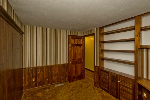 $299,900 | 134 Mallard Circle, Agawam, MA 01001