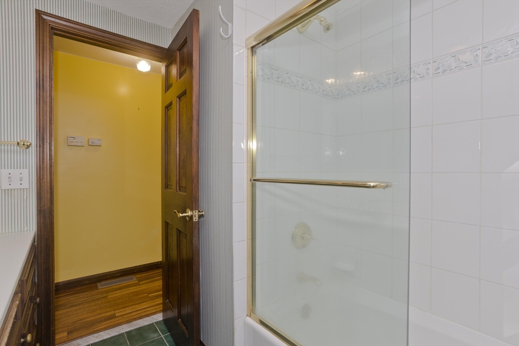134 Mallard Circle Agawam, MA 01001 - Photo 27 of 36 a bathroom with a shower
