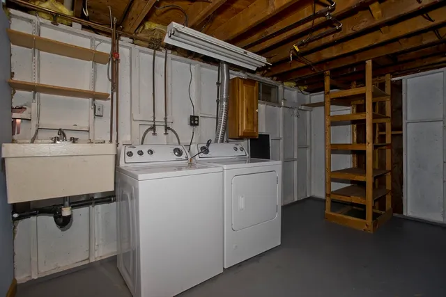 $299,900 | 134 Mallard Circle, Agawam, MA 01001