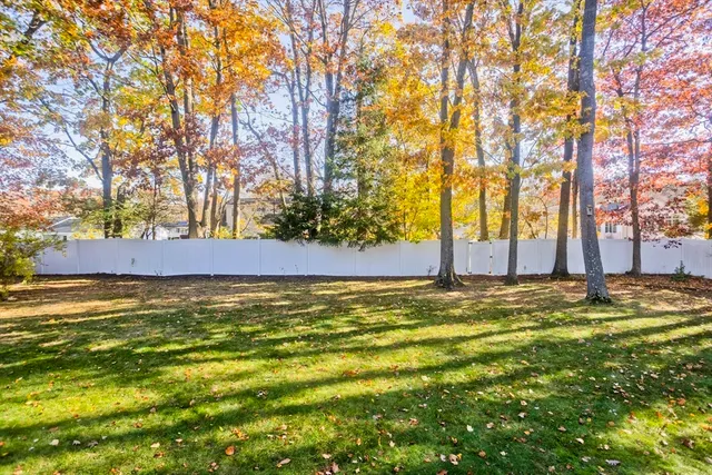 $299,900 | 134 Mallard Circle, Agawam, MA 01001