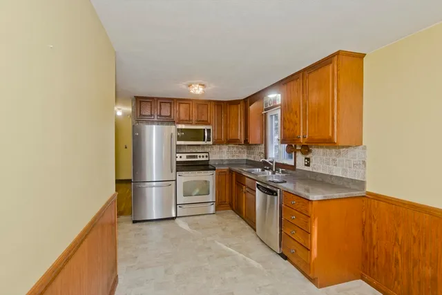 $299,900 | 134 Mallard Circle, Agawam, MA 01001