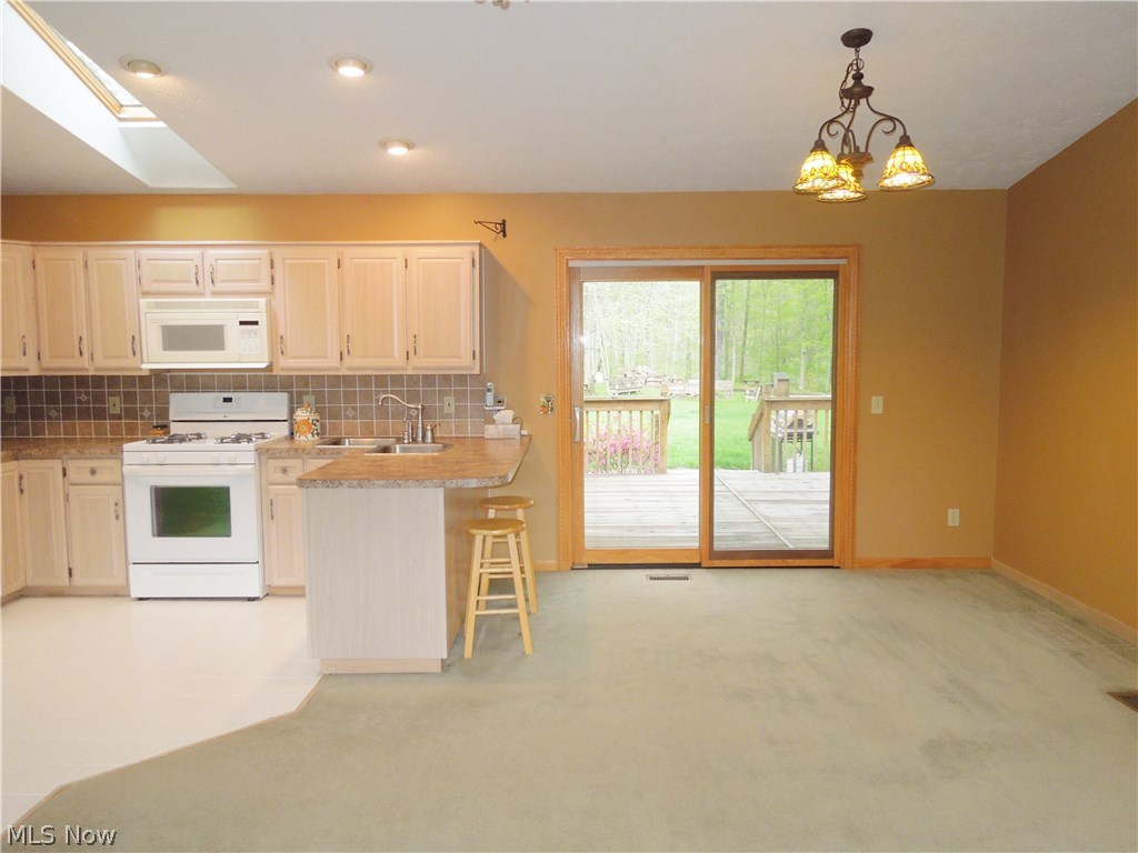 8781 Newton Falls Road Ravenna, OH 44266 - Photo 6 of 32 Gallery Image 6