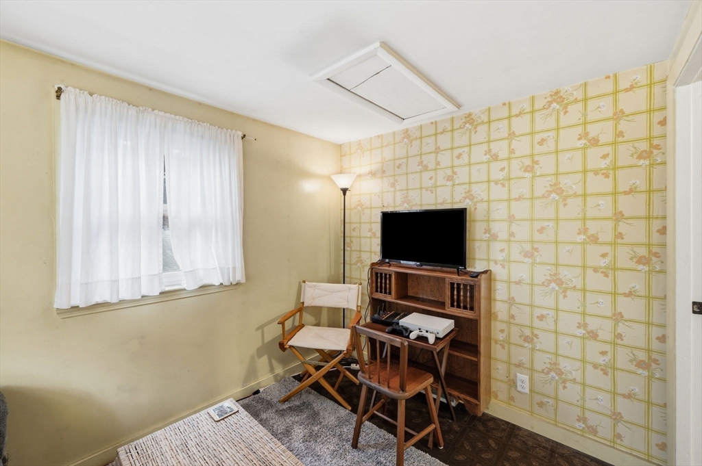 1 Johns Road Marblehead, MA 01945 - Photo 20 of 24 Gallery Image 20