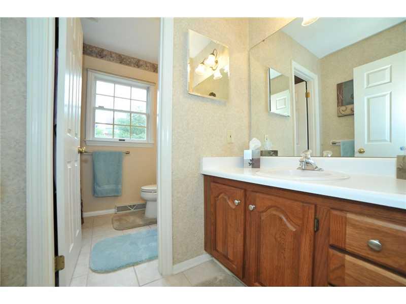 2530 Riva Ridge Court Franklin Park, PA 15090 - Photo 21 of 24 Full Bath.