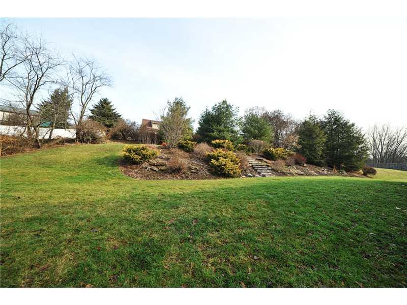 2530 Riva Ridge Court Franklin Park, PA 15090 - Photo 24 of 24 Yard/Garden.